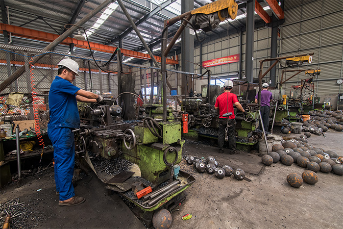 石首网架配件车间